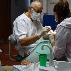 Beautiful Teeth Surgery - Implant Dentist Hungary, Heviz Dr. Janos Szabo